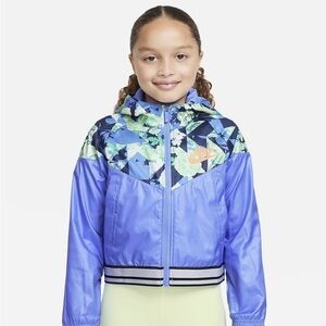 Nike Light weight Mesh Jacket - girls XL